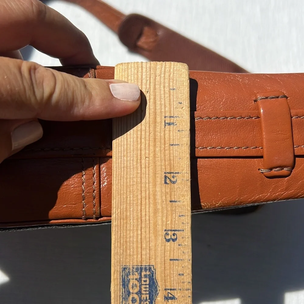 Louis Vuitton Brown Monogram Crossbody Bag - Picture 13 of 16